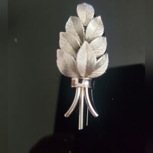 Sterling Silver Leaf Brooch Womens Vintage
